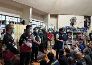 Pastikan Keamanan Lapas, Kakanwil Ditjenpas Jambi Razia Blok Hunian Napi