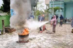 Gandeng Damkar, Pertamina EP Jambi Edukasi Potensi Kebakaran dan Pemadaman