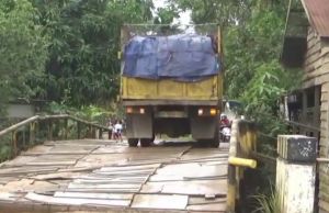 Puluhan Kendaraan Lebihi Kapasitas Terjaring Razia Gabungan