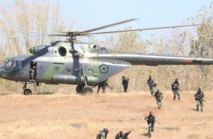 Dua Helikopter Milik TNI AD Dikerahkan Bantu Tangani Bencana Sumatera
