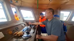 Wadirpolairud Polda Jambi Patroli Sungai Batanghari Pastikan Situasi Perairan Aman