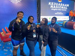 Lifter Jambi Raih Lima Emas di Kejuaraan Nasional di Bandung