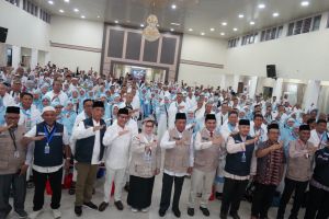 Lepas 444 JCH BTH 20, Wagub Sani: Sempurnakan Rukun Haji, Doakan Jambi dari Tanah Suci