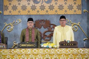 Ketua DPRD Kota Pimpin Paripurna Istimewa Peringatan HUT Jambi
