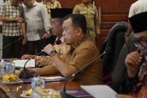 Al Haris Tekankan Peran Guru dan Kiai Jaga Moral Generasi Bangsa
