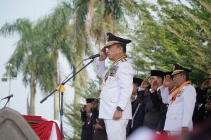 Pimpin Upacara HUT RI, Gubernur Al Haris Tegaskan Semangat Proklamasi